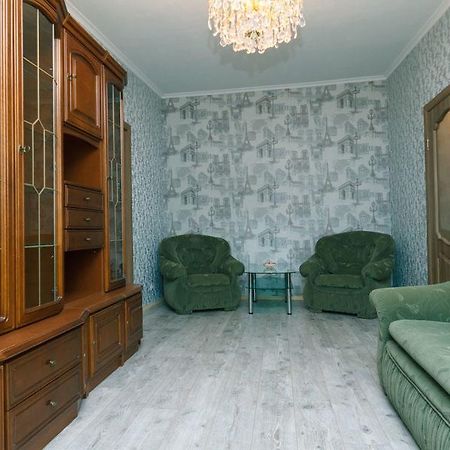 Cosy Central Apartment Kyiv Exterior photo